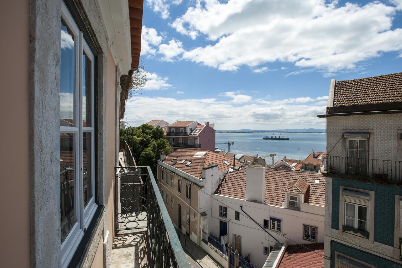 Portas Do Teatro Apartments Lisbon Exterior photo